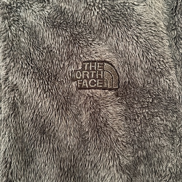 The North Face Women’s Osito Faux Fur Mock Neck Jacket Charcoal Gray Size Small - Picture 2 of 16